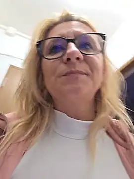 Chatroom XXX en direct de KaylinJan