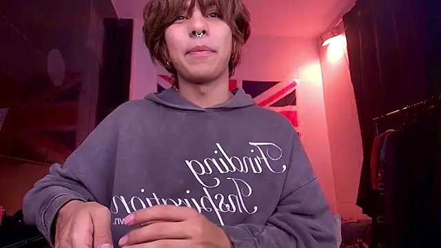 Aronn_44 – Naživo XXX chat