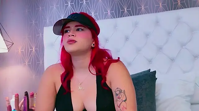 CherryTayloor's Live XXX Chat