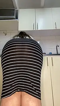 צ'אט XXX בשידור חי של Chloee_Peach
