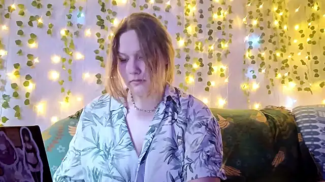 ElizabethSilk's Live XXX Chat