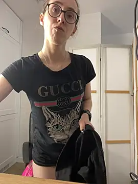 Živý XXX chat MartiniiSelenna