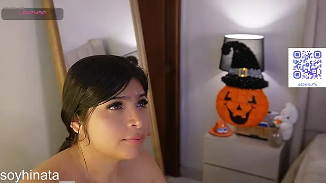 Soyhinata_ Adlı Modelin Canlı XXX Sohbeti