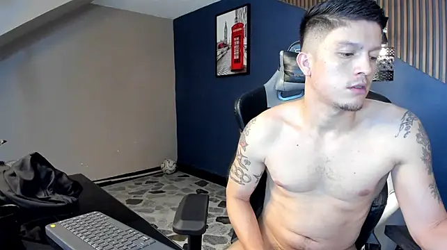 Živý XXX chat MaicolWatson