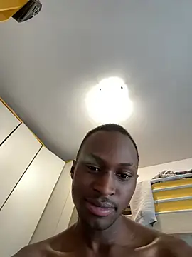 Chatroom XXX en direct de Madux12