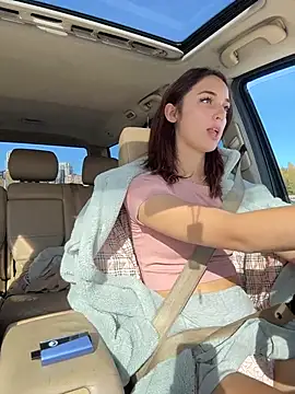 دردشة DollyTall الجنسية المباشرة