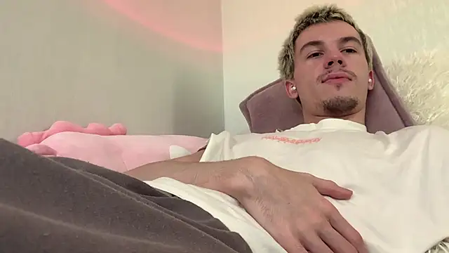 Jeremy1Scott's Live XXX Chat