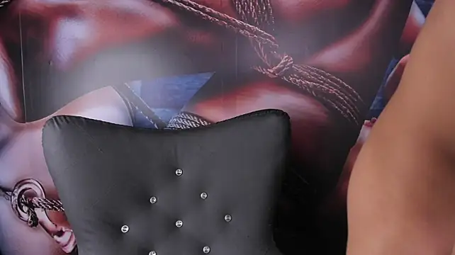 Chat +18 de miss___taylor ao vivo