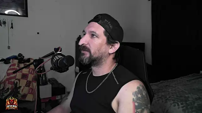 צ'אט XXX בשידור חי של DevilPup75_