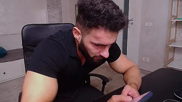 MicahLane Chat XXX live