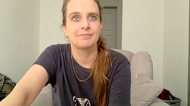 Chat +18 de Chantalee ao vivo