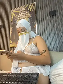 Chat +18 de AylaNoir ao vivo