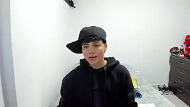Bruno_Cruzz Chat XXX live