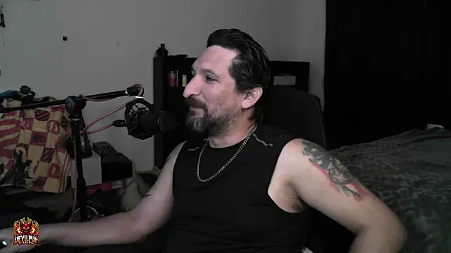 DevilPup75_ Live XXX-Chat