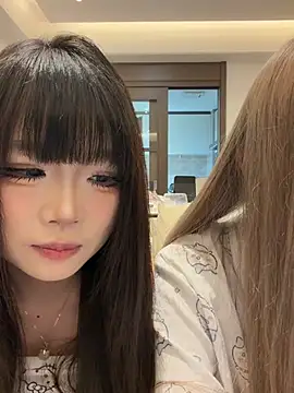yyydgdaのライブXXXチャット