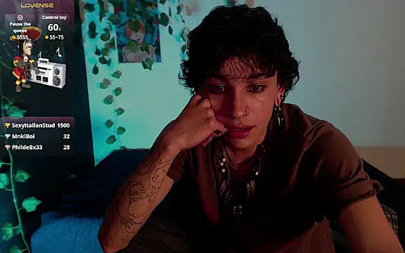 Chat XXX ao vivo de JohnnyJones_