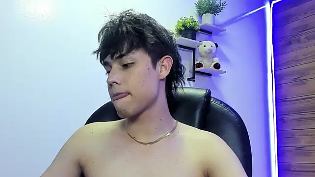 צ'אט XXX בשידור חי של ivan_cooper