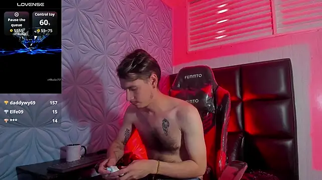 Mikesub_ Live XXX-chat