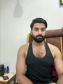 Royalboy_03's Live XXX Chat