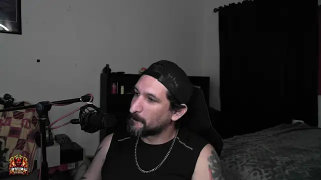 DevilPup75_'s Live XXX Chat