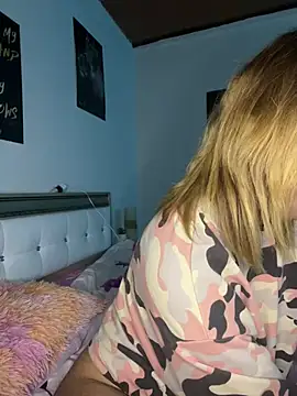 Chatroom XXX en direct de BlushMoon_Baby