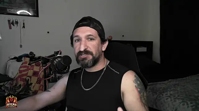 Chat XXX en directo de DevilPup75_