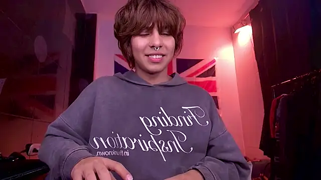 Aronn_44のライブXXXチャット