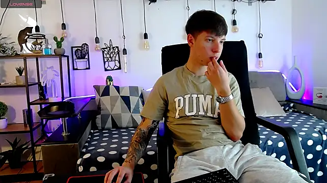 ThomasEdisonn Pertunjukan Webcam