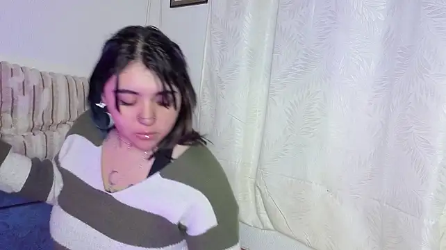 Blueberry_gothic's Live XXX Chat