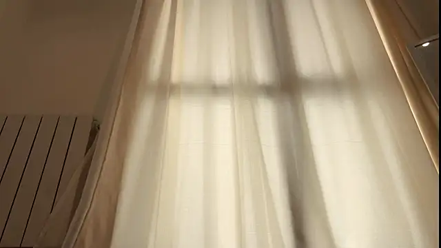 Aveloria_'s Live XXX Chat