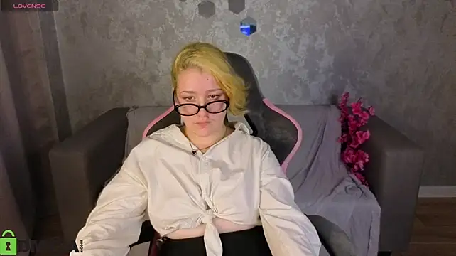 XXX chat uživo modela Lollybunnyy