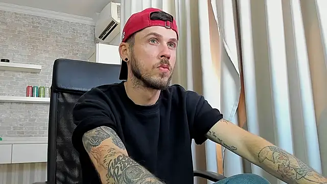Živý XXX chat JonahShaw