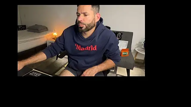 JUANHONEY 现场XXX聊天