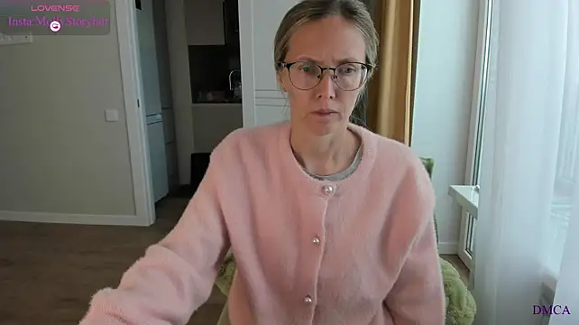 MollyStory: απευθείας συνομιλία ΧΧΧ