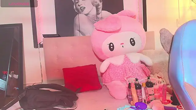 Milu_carbajal_x Chat XXX in diretta