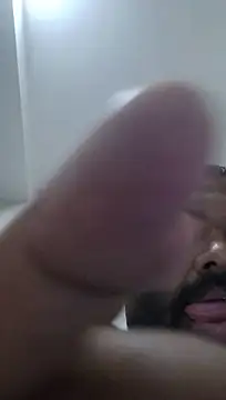 FatCockBoySL Adlı Modelin Canlı XXX Sohbeti