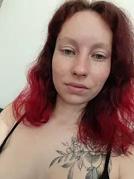 Czat XXX na żywo – Frost_foxy