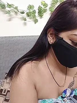 Chat +18 de Hot_pooja2 ao vivo