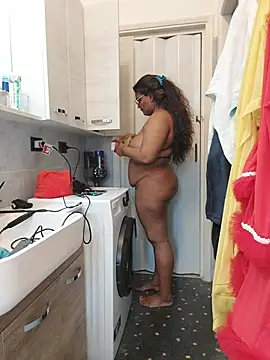 MorenaVanilla Chat XXX live