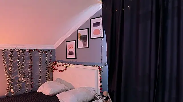 Naomi_Demio's Live XXX Chat