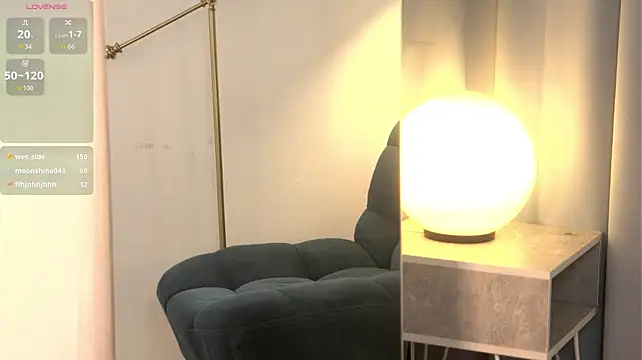 Naomi_Vibe_'s Live XXX Chat