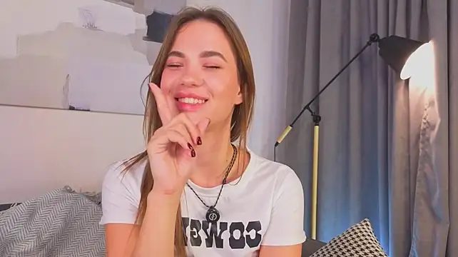 Chat +18 de DiannMccarl ao vivo