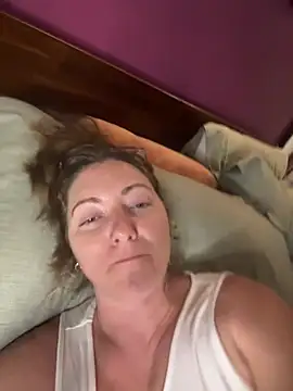 cuteassabutton Live XXX Chat