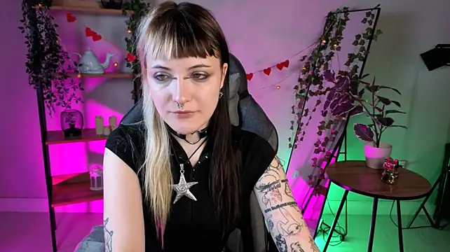 Chat XXX en directo de mymeow_miley