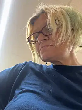 lindzybella's Webcam Show