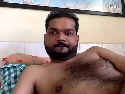 Chat +18 de Kinky_Kumarr ao vivo