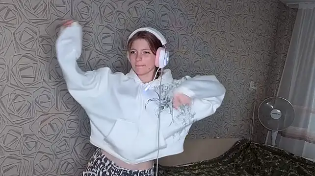 Juliiaa – Naživo XXX chat