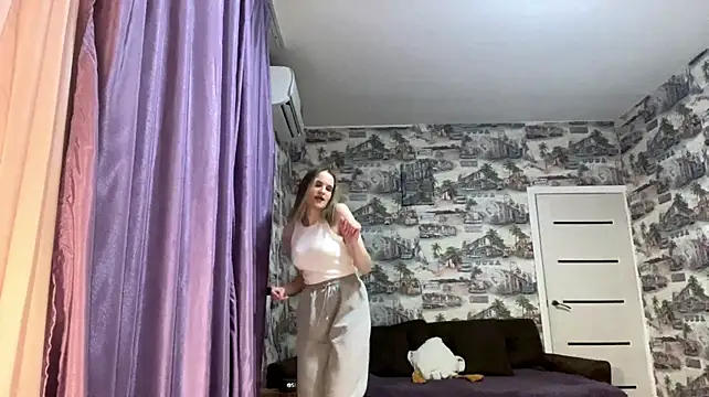 ShantelleFambrough Live XXX-Chat