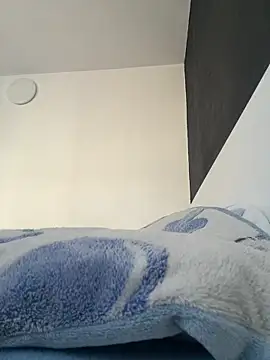 MikyVesela Chat XXX live