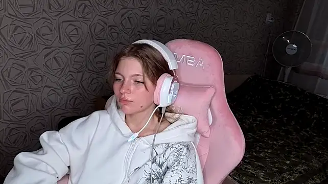 Juliiaa Live XXX Chat